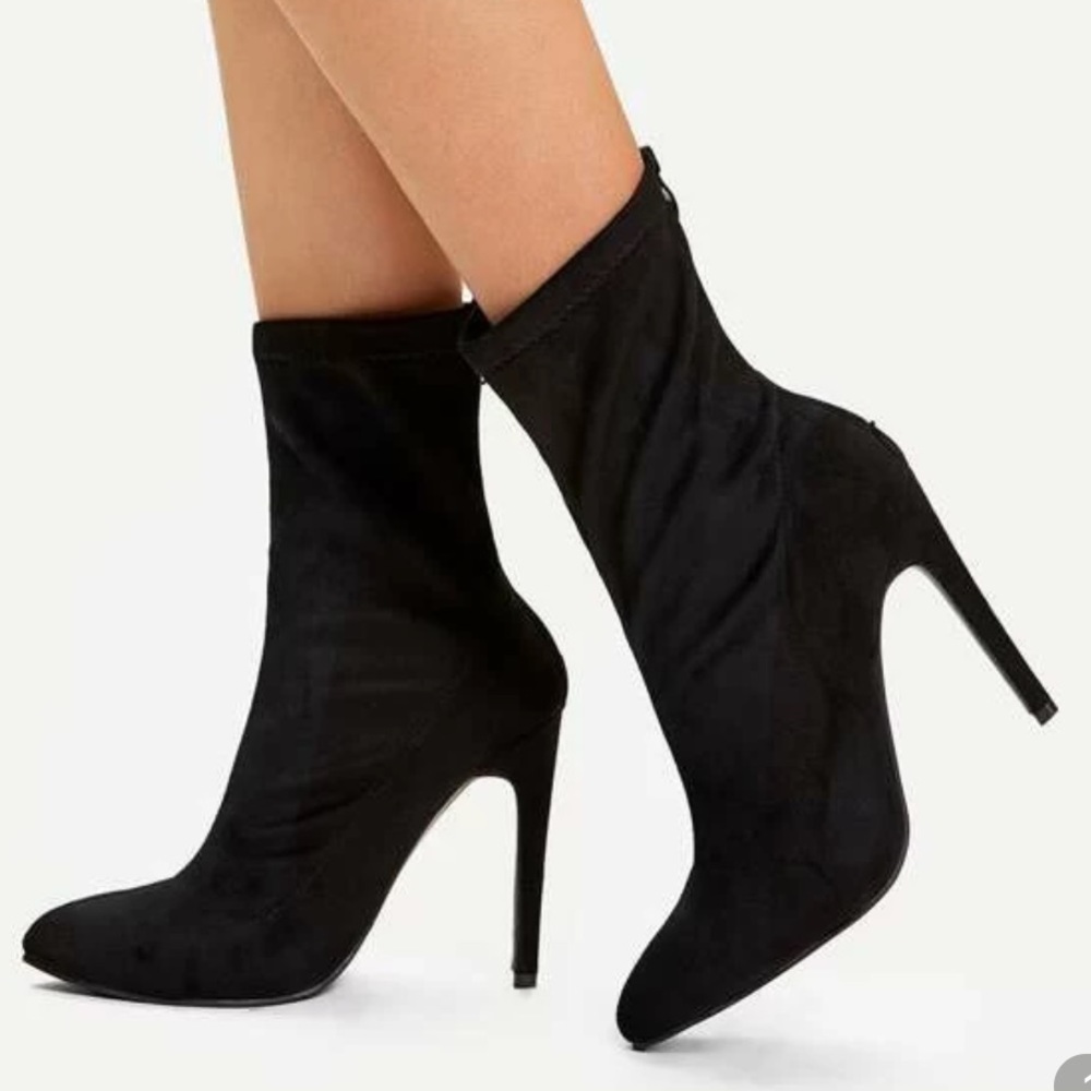 Black Stiletto Heeled Boots w/ Back Zipper